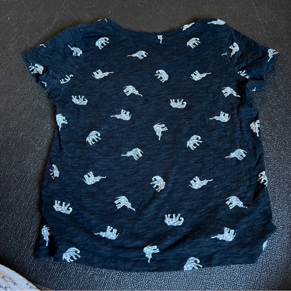 Elephant tee - Picture 2 of 3